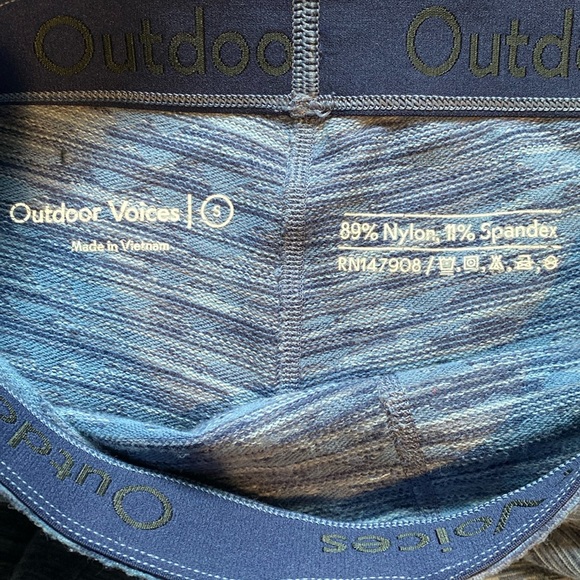 Outdoor Voices Blue Leggings: Size Small - Picture 7 of 7